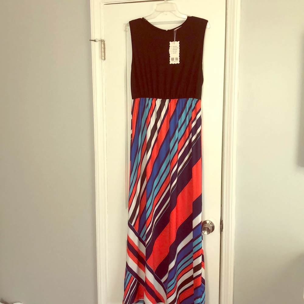 Roiii Fashion Maxie Dress